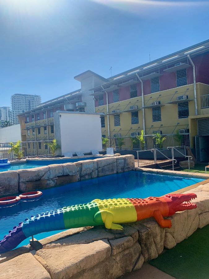 Albergue Mom Darwin Exterior foto